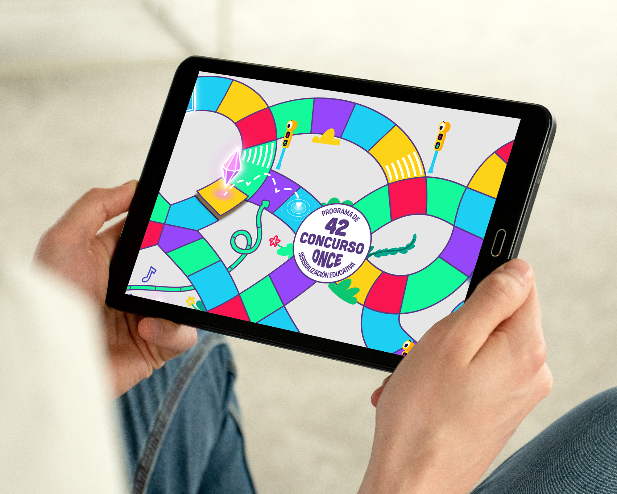 Juega y aprende con el Gran Tablero de la Accesibilidad, una iniciativa para concienciar a los jóvenes